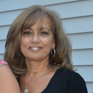 Meet your Posher, Eva